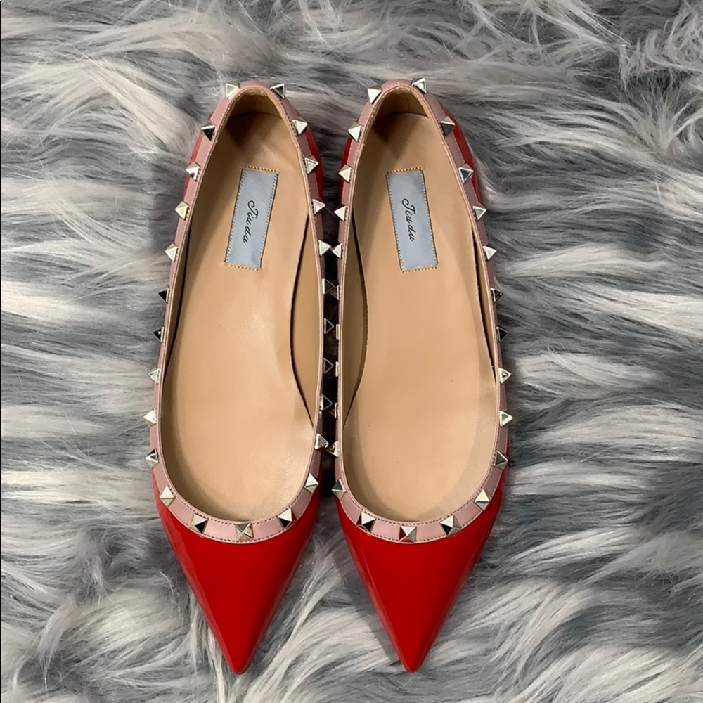 Red Jiuda Flats